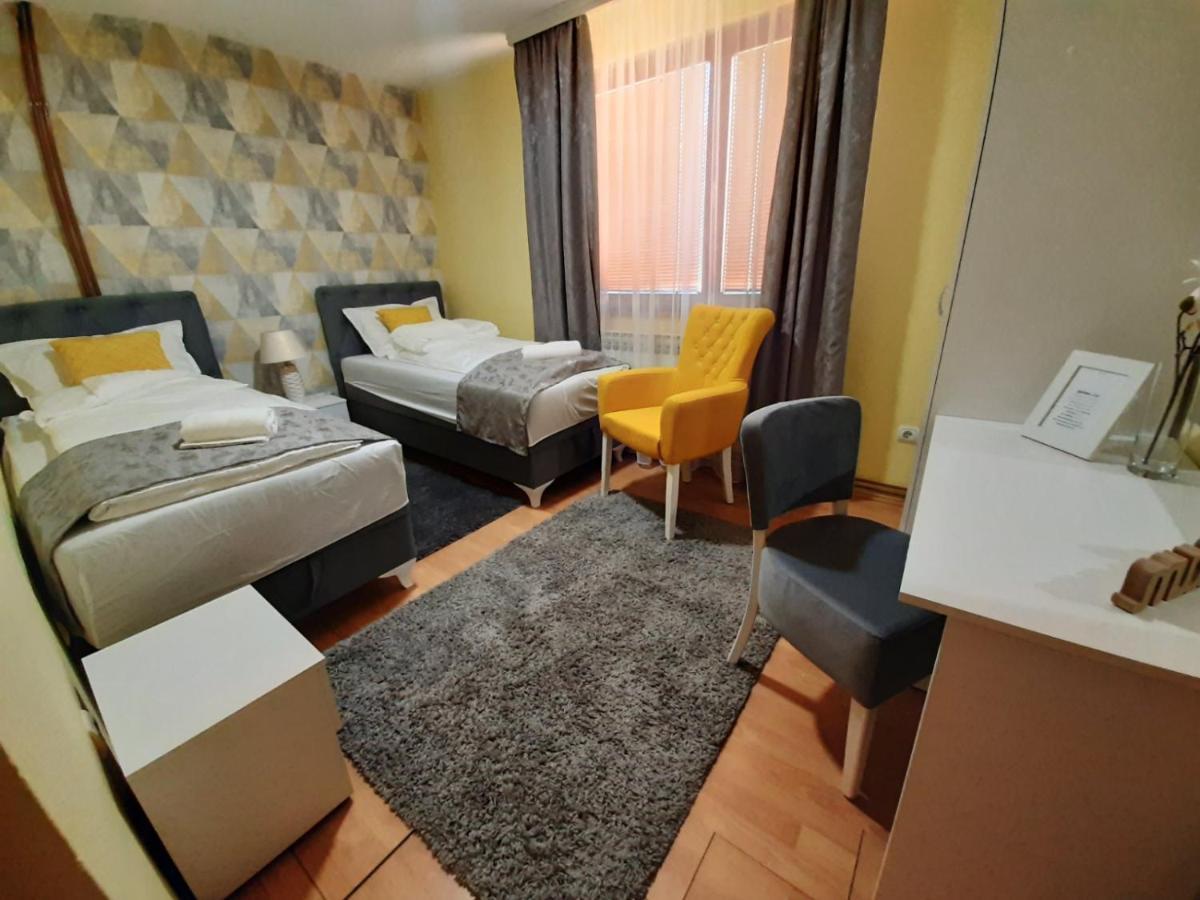 Apartman Lara Foca Esterno foto