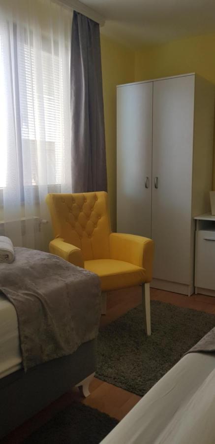 Apartman Lara Foca Esterno foto
