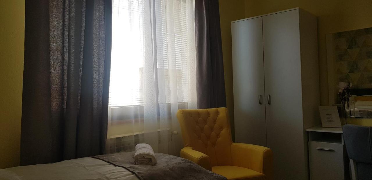 Apartman Lara Foca Esterno foto